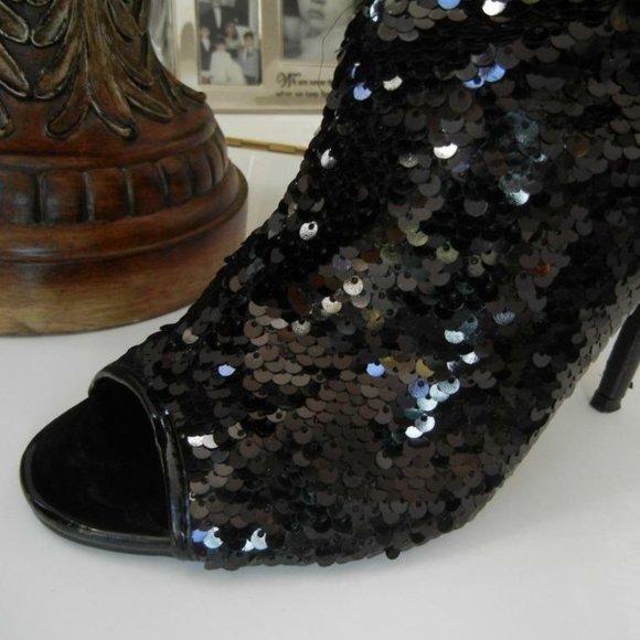 71m14nAY0XL._AC_UY900_.jpg Scylla Sequin Over the Knee Thigh High Boots